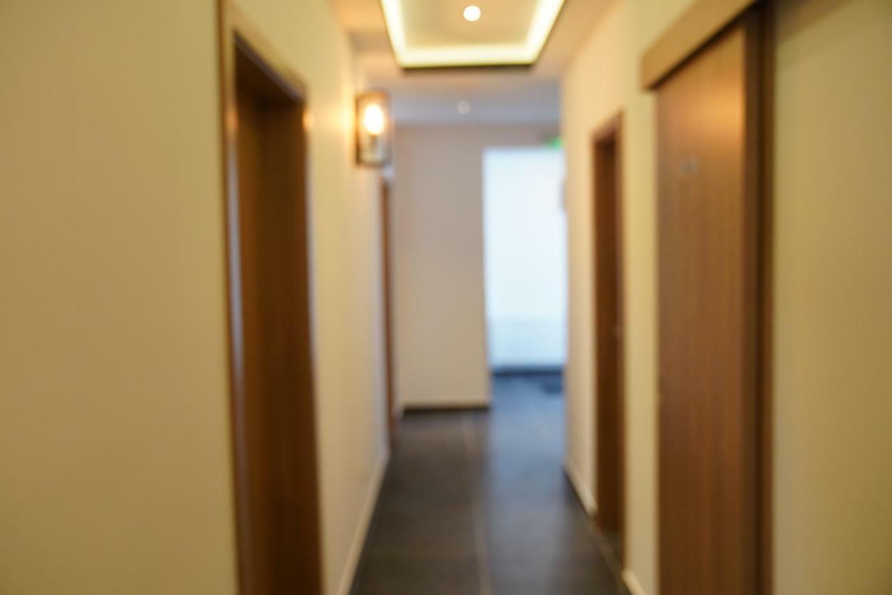 Hotel Dias Pinneberg Eksteriør bilde