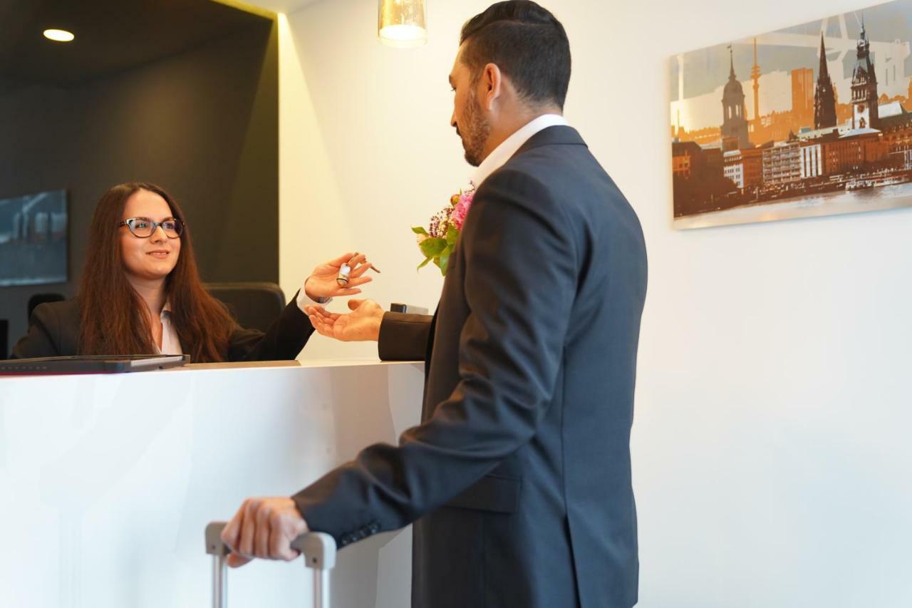 Hotel Dias Pinneberg Eksteriør bilde