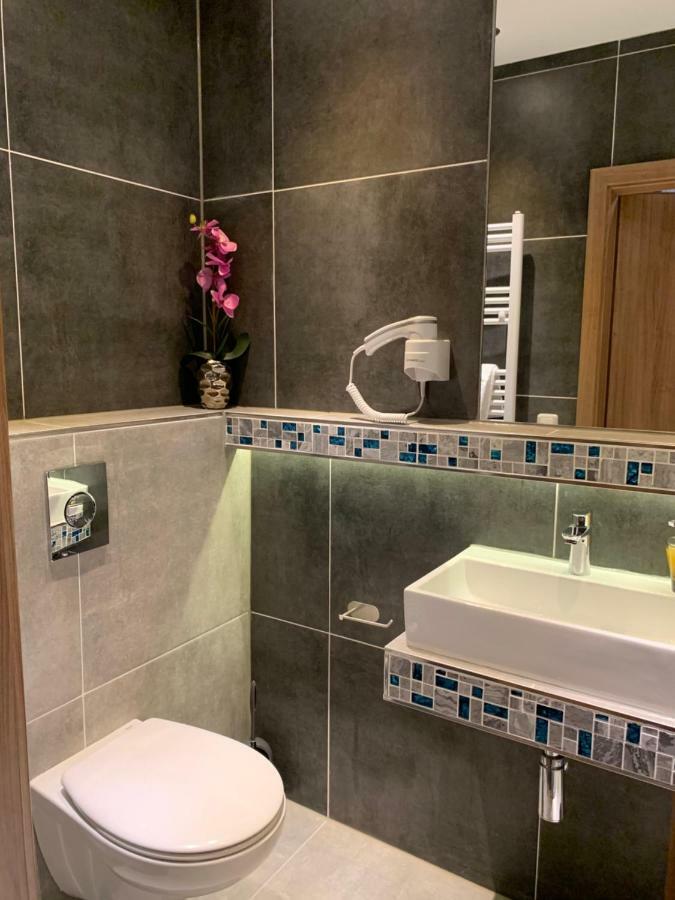 Hotel Dias Pinneberg Eksteriør bilde