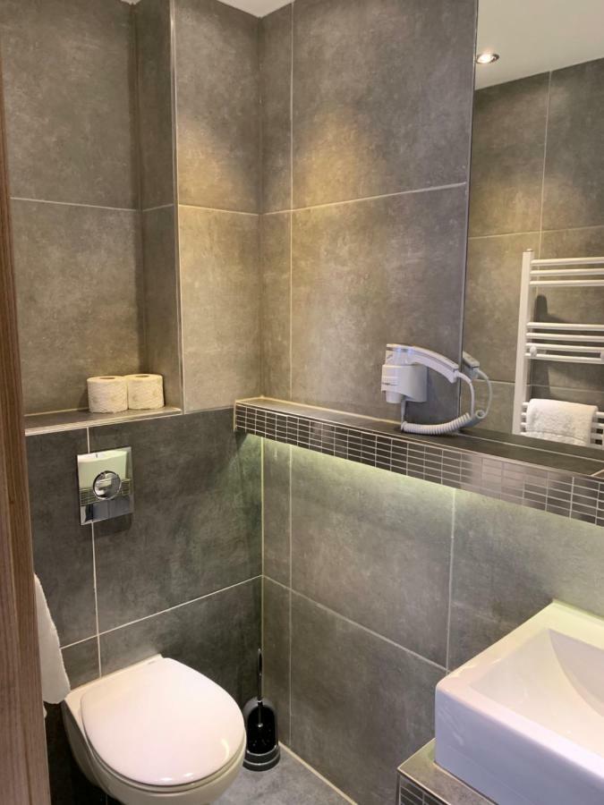 Hotel Dias Pinneberg Eksteriør bilde